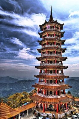 バオトウ市の白雲 pagoda は、壮大な建築と歴史的価値を兼ね備えた必見の観光スポット！